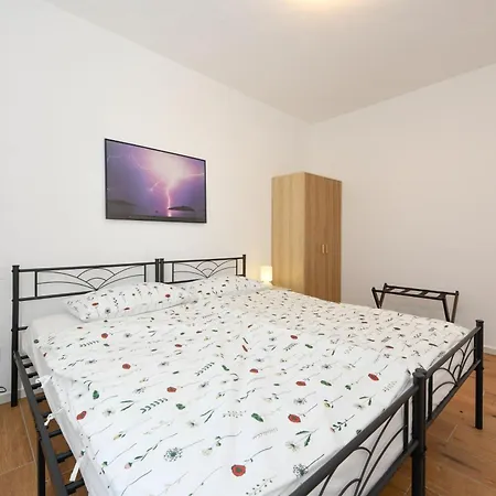 Casatitti 1 Apartment *